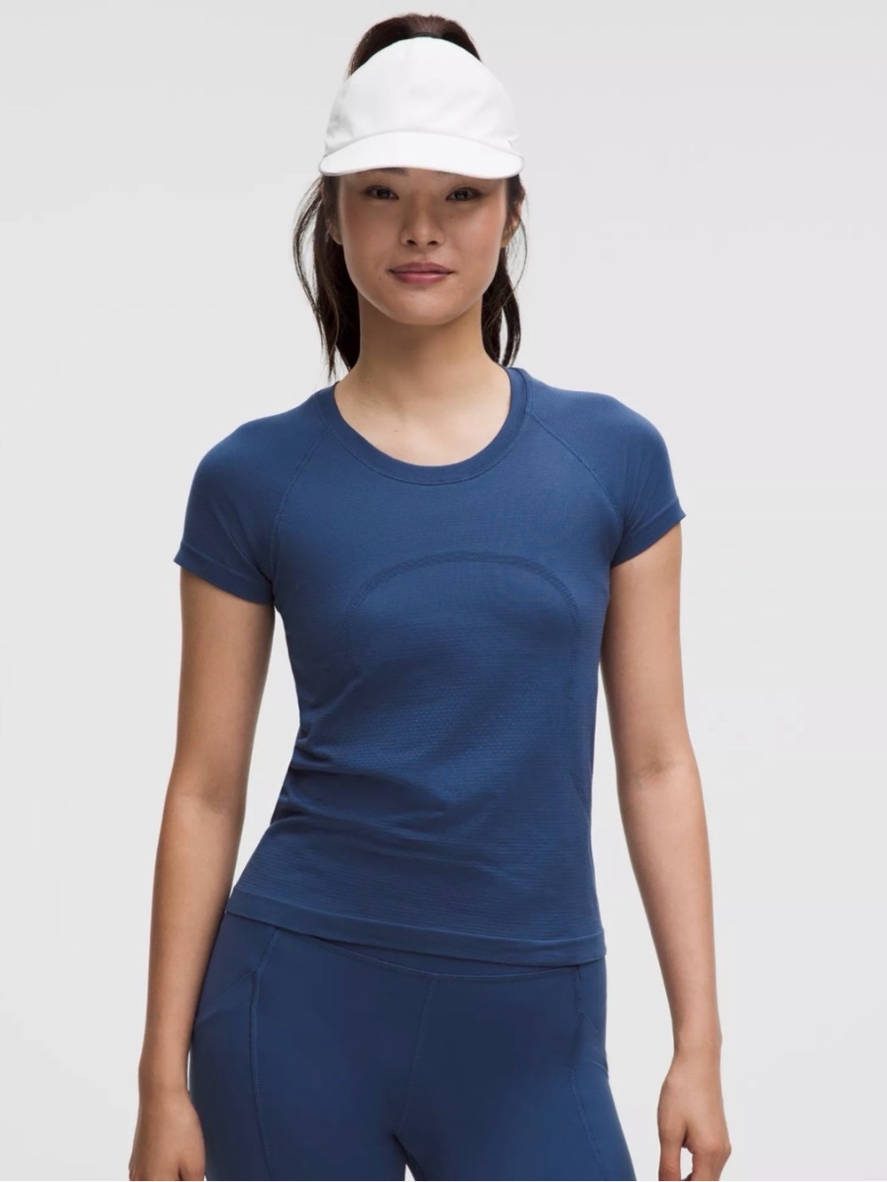 Lululemon Swiftly Tech Short Sleeve Shirt 2.0 Waist Length in Blue Twill